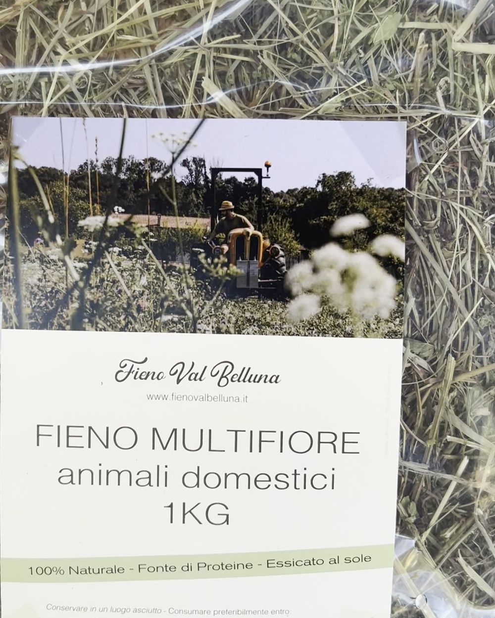 Etichetta del sacchetto: 100% naturale, fonte di proteine, essiccato al sole